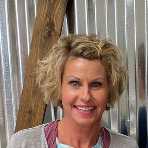 Meet your Posher, Anne marie